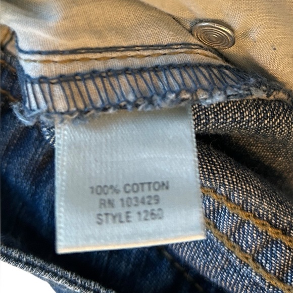 CJ Banks Women’s Denim Shorts High Waist Cinch Back Buckle Button 4 Pockets 24W. - Picture 5 of 9